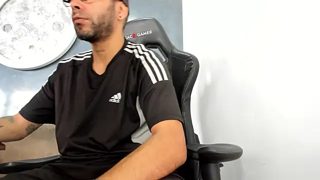 Bryan Bronx online show from 10/16/25, 03:02