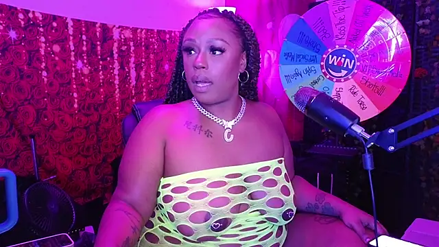 cheriserozequeen online show from 05/19/26, 06:03