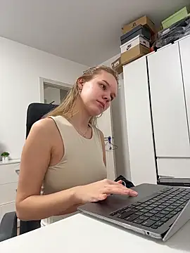 Ketitull online show from 03/30/26, 05:30