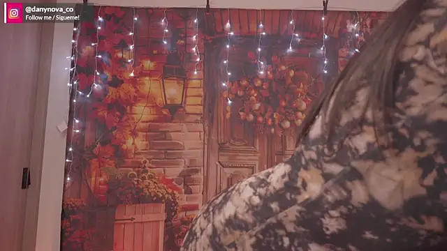 DanyNova Co online show from 11/11/25, 09:15