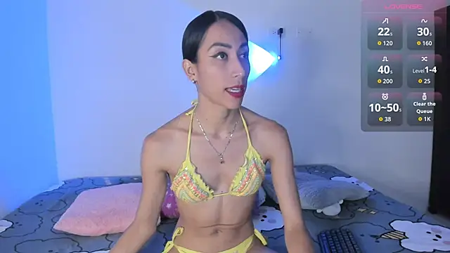Snapshot of thamara26 chatting on 10/29/25, 01:19 thamara26 online show from 10/29/25, 01:19