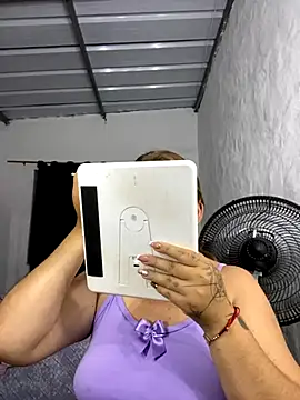 Sofia Queen17 online show from 10/01/25, 10:43