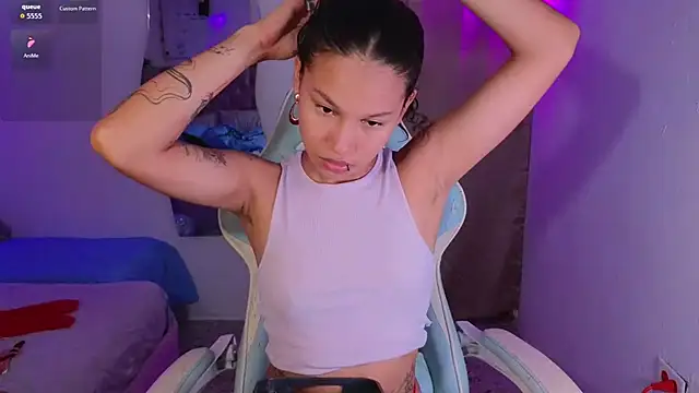 Peggy Funn online show from 11/30/25, 02:59