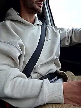 Zeefy online show from 11/13/25, 08:02