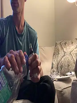 Snapshot of hailzeffn chatting on 09/13/25, 11:59 hailzeffn online show from 09/13/25, 11:59