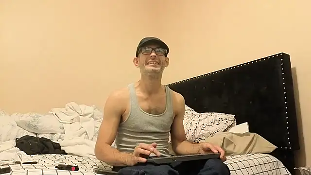 Snapshot of hailzeffn chatting on 10/06/25, 05:38 hailzeffn online show from 10/06/25, 05:38