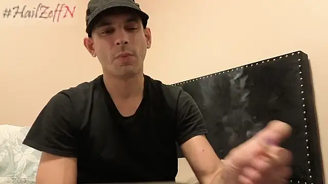 Snapshot of hailzeffn chatting on 10/20/25, 06:36 hailzeffn online show from 10/20/25, 06:36