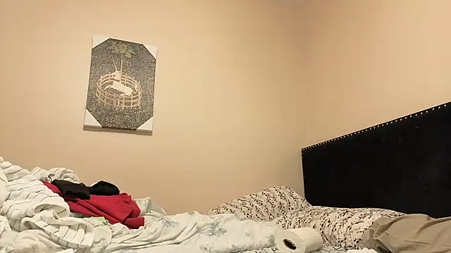 Snapshot of hailzeffn chatting on 11/02/25, 12:24 hailzeffn online show from 11/02/25, 12:24