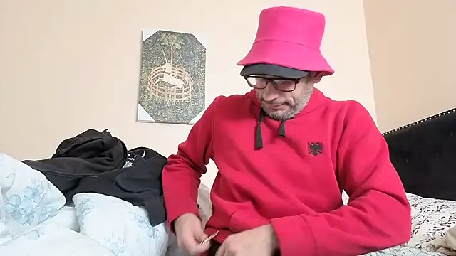 Snapshot of hailzeffn chatting on 11/04/25, 02:38 hailzeffn online show from 11/04/25, 02:38