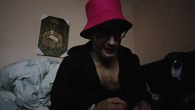 Snapshot of hailzeffn chatting on 11/08/25, 11:47 hailzeffn online show from 11/08/25, 11:47