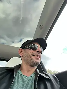 hailzeffn online show from 04/30/26, 10:03