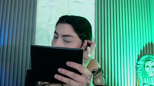 sophy rock online show from 10/27/25, 03:16