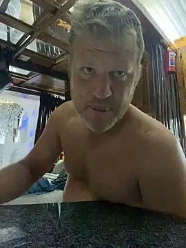 sexycouple109 online show from 01/06/25, 07:56