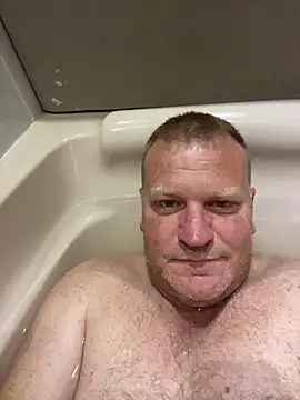 Snapshot of sexycouple109 chatting on 11/25/25, 04:29 sexycouple109 online show from 11/25/25, 04:29