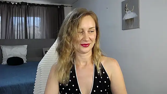 Vanessa Nowak online show from 06/13/26, 01:31