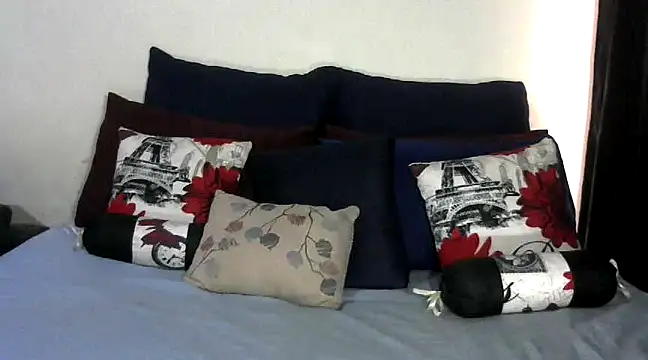 Snapshot of chocolatemix44 chatting on 03/01/25, 05:31 chocolatemix44 online show from 03/01/25, 05:31