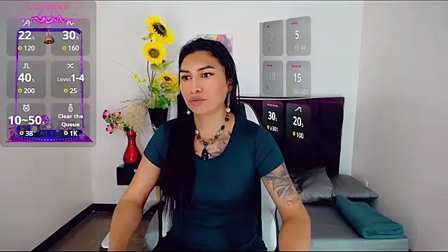 khiara moretti online show from 03/22/25, 11:32