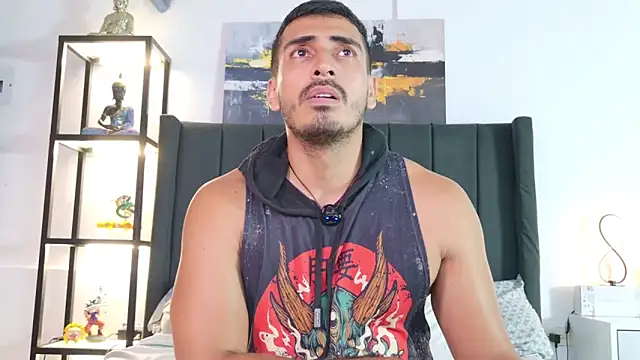 muscle ares online show from 06/11/26, 10:52