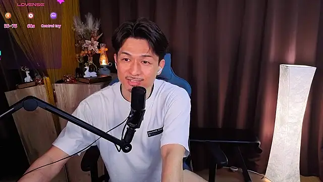 Snapshot of HARU-outdoor-x chatting on 03/18/26, 02:31 HARU-outdoor-x online show from 03/18/26, 02:31