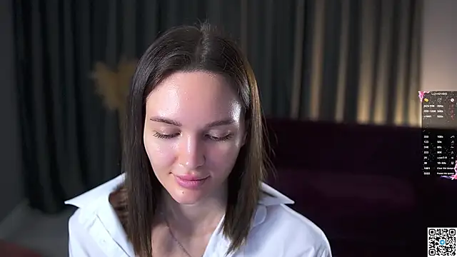 Snapshot of AnneKlint chatting on 12/22/24, 08:16 AnneKlint online show from 12/22/24, 08:16