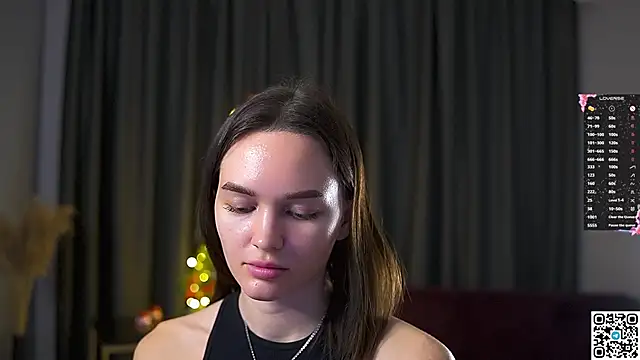 Snapshot of AnneKlint chatting on 12/29/24, 11:18 AnneKlint online show from 12/29/24, 11:18