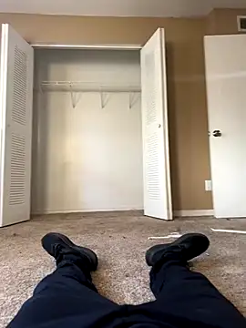 Snapshot of christian0009 chatting on 12/16/25, 09:20 christian0009 online show from 12/16/25, 09:20