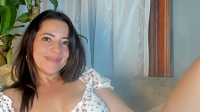 Capriijonesxxx online show from 12/07/24, 03:47