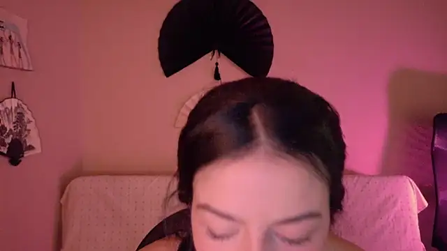 Snapshot of phoenix_xx chatting on 06/10/26, 12:15 phoenix xx online show from 06/10/26, 12:15