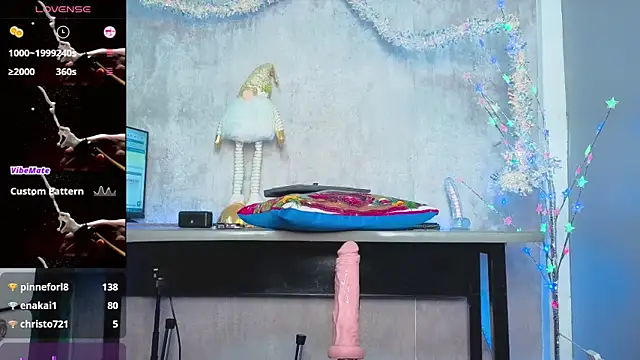 antonela83 online show from 12/13/25, 09:42