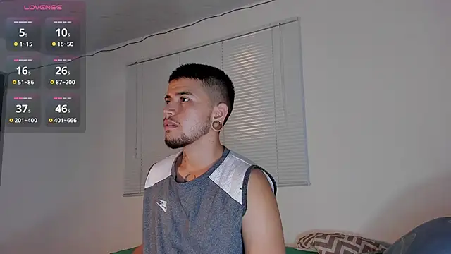 Snapshot of ftmphilip_ chatting on 11/29/25, 12:02 ftmphilip online show from 11/29/25, 12:02