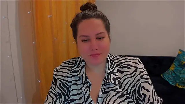 Snapshot of _madalexa_ chatting on 01/13/25, 07:21  madalexa  online show from 01/13/25, 07:21