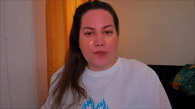Snapshot of _madalexa_ chatting on 02/08/25, 11:55  madalexa  online show from 02/08/25, 11:55