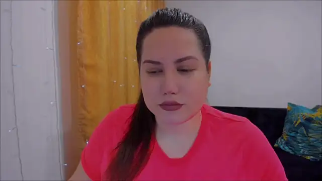 Snapshot of _madalexa_ chatting on 02/16/25, 05:15  madalexa  online show from 02/16/25, 05:15