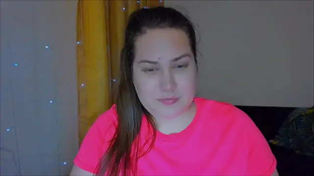 Snapshot of _madalexa_ chatting on 02/17/25, 12:54  madalexa  online show from 02/17/25, 12:54