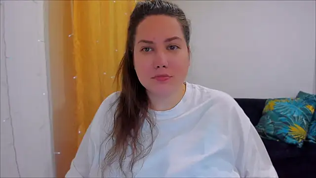 Snapshot of _madalexa_ chatting on 02/22/25, 03:47  madalexa  online show from 02/22/25, 03:47