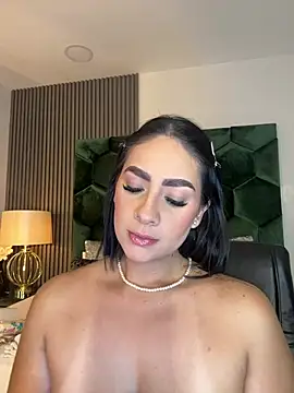 GabriellaFerrer online show from 12/11/24, 11:08