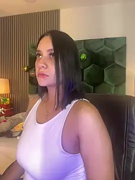 GabriellaFerrer online show from 12/18/24, 10:30