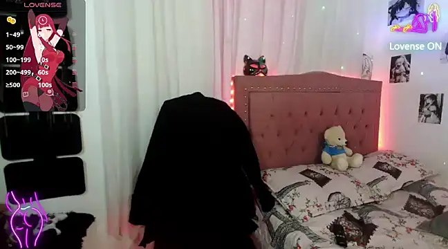 CAMI CRIS01 online show from 03/13/25, 10:10