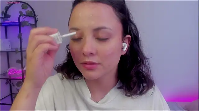 Megan Rodrigo online show from 01/13/25, 06:59