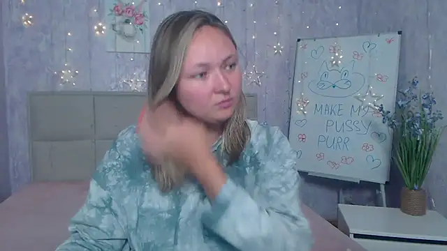 SallyVerda online show from 10/06/25, 06:05