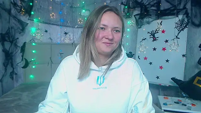 SallyVerda online show from 10/21/25, 05:46