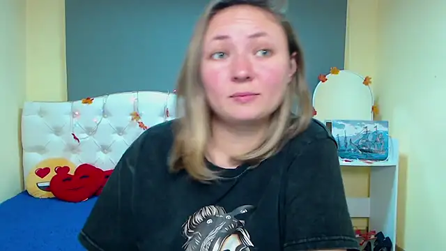 SallyVerda online show from 11/18/25, 07:40