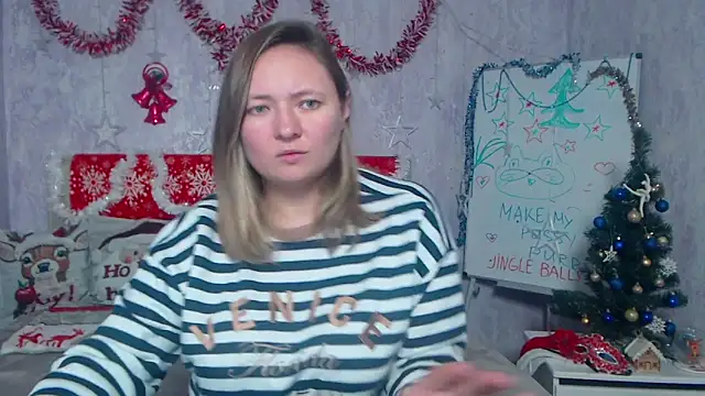 Snapshot of SallyVerda chatting on 12/22/25, 07:11 SallyVerda online show from 12/22/25, 07:11