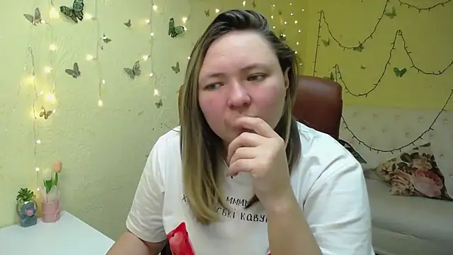 Snapshot of SallyVerda chatting on 03/13/26, 06:25 SallyVerda online show from 03/13/26, 06:25