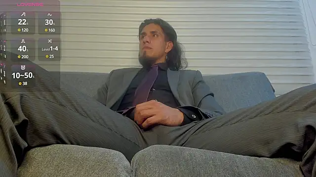 Tom blunt96 online show from 12/27/24, 04:15