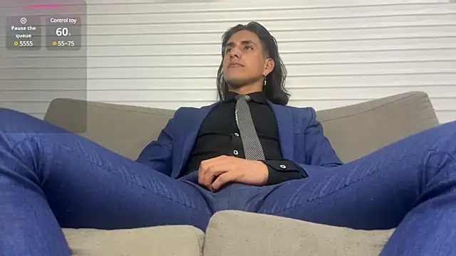 Tom blunt96 online show from 01/21/25, 02:22