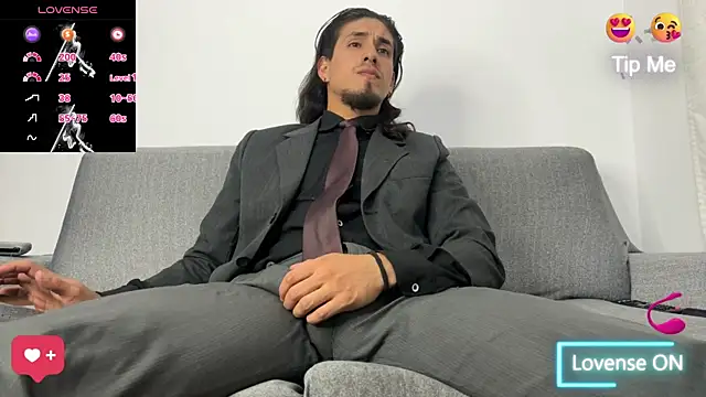 Tom blunt96 online show from 10/15/25, 06:19