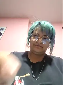 lucky-leah online show from 01/04/25, 06:41