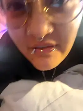 lucky-leah online show from 06/23/26, 03:37