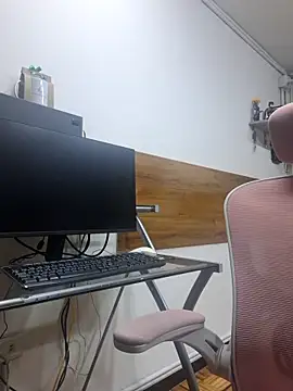 lucky-leah online show from 07/01/26, 03:19